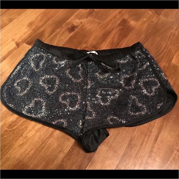 Victoria's Secret Heart Shorts - Picture 2 of 4